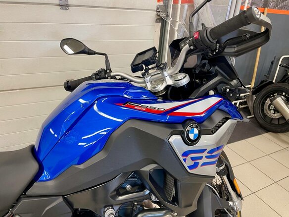 2021 BMW F 850 GS, синий, 1550000 рублей - вид 10