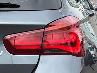 2017 BMW 1 серии 118i II (F20/F21) Рестайлинг 2, серый, 1440000 рублей, вид 5