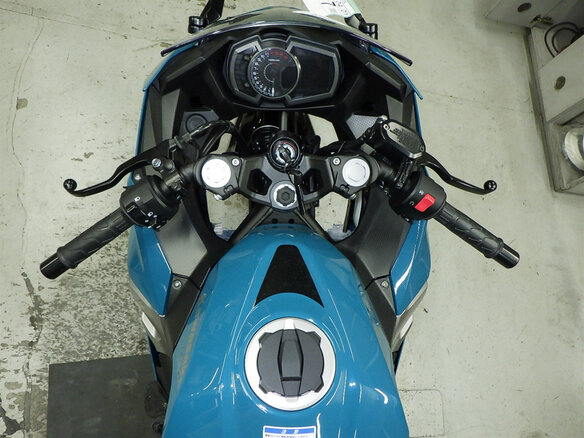 2021 Kawasaki Ninja 400, синий, 650000 рублей - вид 10