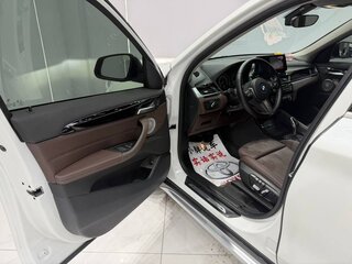 2022 BMW X1 Long 20Li sDrive II (F48) Рестайлинг, белый, 1800000 рублей, вид 4
