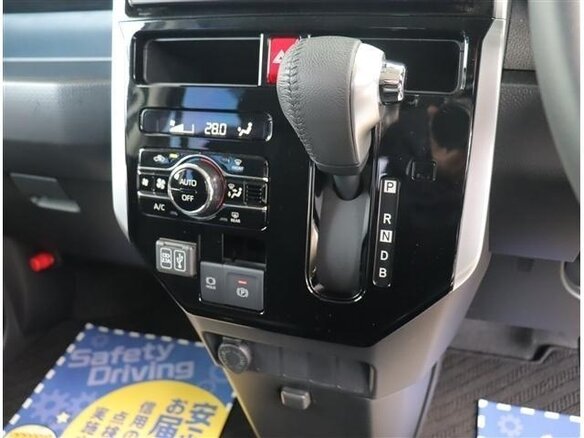 2024 Toyota Roomy I Рестайлинг, белый, 1202010 рублей - вид 12