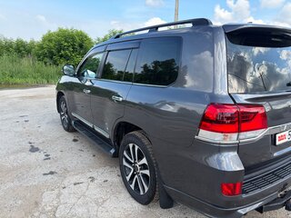 2019 Toyota Land Cruiser 200 Series Рестайлинг 2, серый, 6800000 рублей, вид 4