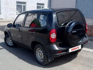 2011 Chevrolet Niva I Рестайлинг, чёрный, 325000 рублей, вид 4