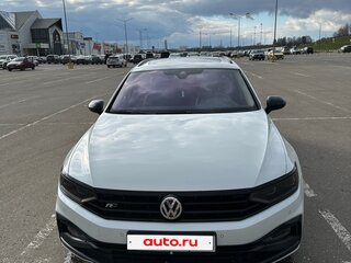 2019 Volkswagen Passat B8 Рестайлинг, белый, 3800000 рублей, вид 3