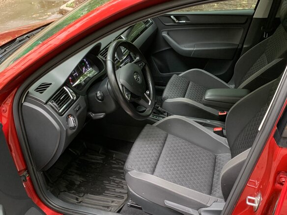2016 Skoda Rapid I, красный, 1300000 рублей - вид 9