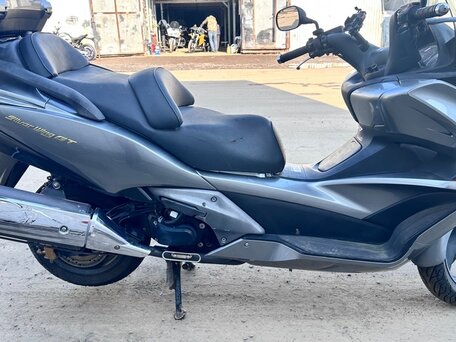 2011 Honda Silver Wing 600, серебристый, 479000 рублей, вид 3