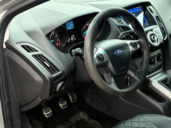 2012 Ford Focus III, серебристый, 475000 рублей - вид 9