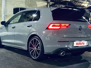 2020 Volkswagen Golf GTI VIII, серый, 3849000 рублей, вид 3