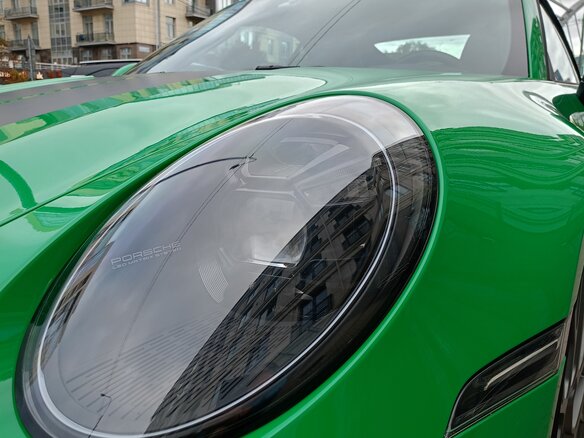 2021 Porsche 911 Carrera 4S VIII (992), зелёный, 16100000 рублей - вид 26