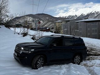 2015 Toyota Land Cruiser 200 Series Рестайлинг 2, чёрный, 5500000 рублей, вид 1
