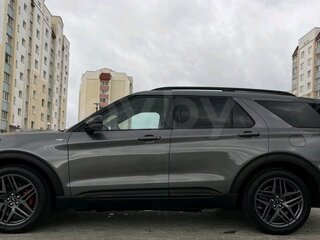 2025 Ford Explorer VI Рестайлинг, серебристый, 3650000 рублей, вид 5
