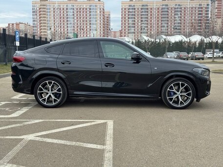 2020 BMW X6 30d III (G06), чёрный, 7300000 рублей, вид 3