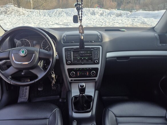 2012 Skoda Octavia II (A5) Рестайлинг, серебристый, 870000 рублей - вид 10