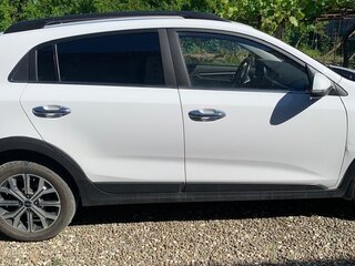 2021 Kia Rio X IV Рестайлинг, белый, 1650000 рублей, вид 2
