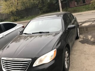 2012 Chrysler 200 I, чёрный, 1100000 рублей, вид 3