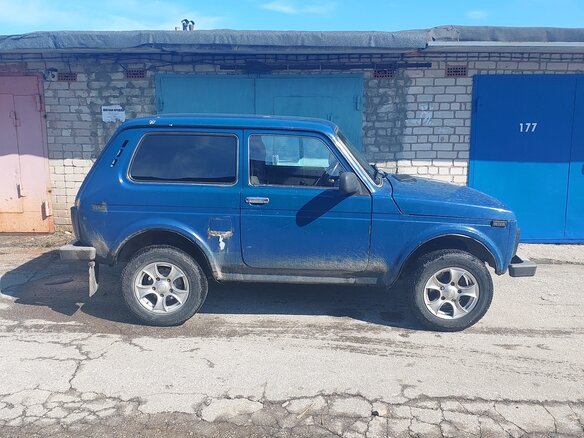 2011 Lada (ВАЗ) 2121 (4x4) I Рестайлинг, синий, 380000 рублей - вид 2