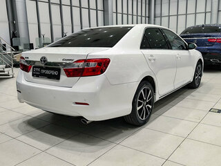 2012 Toyota Camry VII (XV50), белый, 1299000 рублей, вид 5