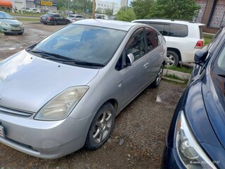 2006 Toyota Prius II Рестайлинг (XW20), серебристый, 559000 рублей, вид 4