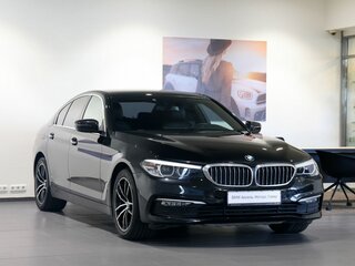 2018 BMW 5 серии 520d xDrive VII (G30/G31/G38), чёрный, 3300000 рублей, вид 3