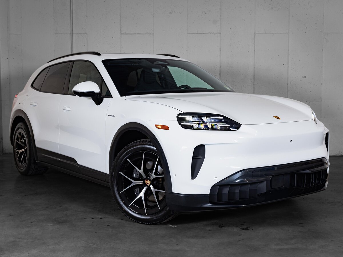 Открыть фотографии: Porsche Cayenne IV