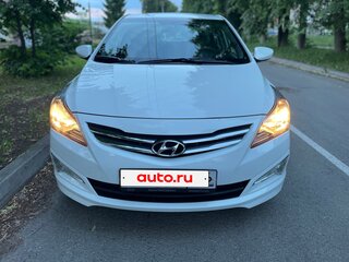 2016 Hyundai Solaris I Рестайлинг, белый, 1100000 рублей, вид 2
