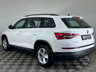 2018 Skoda Kodiaq I, белый, 2120000 рублей, вид 4