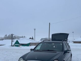 2003 Mercedes-Benz C-Класс 240 II (W203), чёрный, 580000 рублей, вид 2