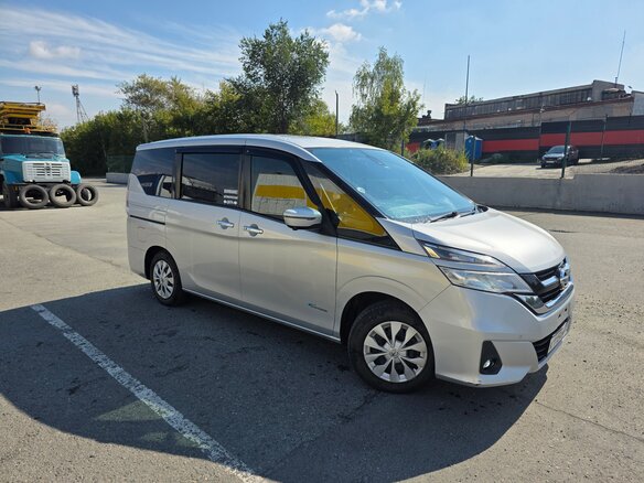 2018 Nissan Serena S-Hybrid V (C27), серебристый, 1800000 рублей - вид 4