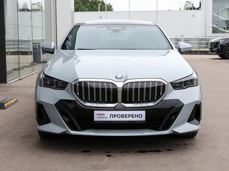 BMW 5 серии VIII (G60/G61/G68)
