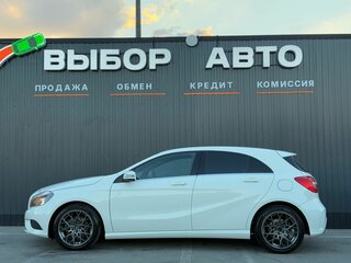 2013 Mercedes-Benz A-Класс 180 III (W176), белый, 1370000 рублей, вид 4