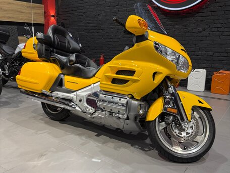 2001 Honda GL 1800 Gold Wing, жёлтый, 815000 рублей, вид 2