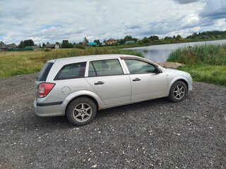 2006 Opel Astra H Рестайлинг, серебристый, 349000 рублей, вид 2
