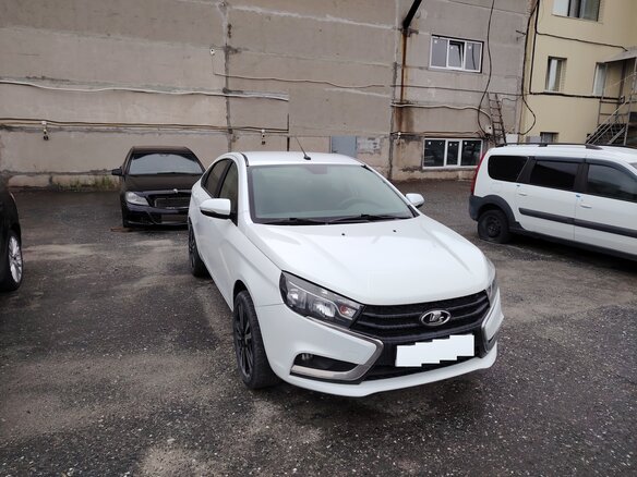 2021 Lada (ВАЗ) Vesta I, белый, 573000 рублей