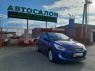 2013 Hyundai Solaris I, синий, 908000 рублей, вид 4