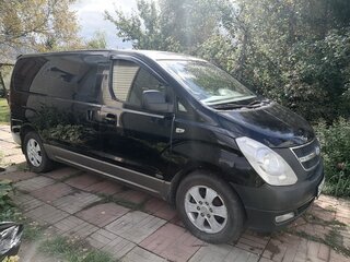 2009 Hyundai Grand Starex I, чёрный, 1100000 рублей, вид 3