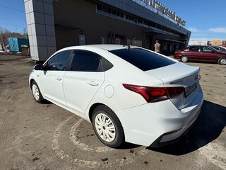 2020 Hyundai Solaris II, белый, 799000 рублей, вид 4