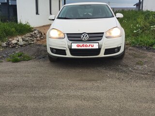 2009 Volkswagen Jetta V, белый, 313000 рублей, вид 3
