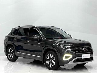 2023 Volkswagen Tayron I Рестайлинг, чёрный, 2550000 рублей, вид 2