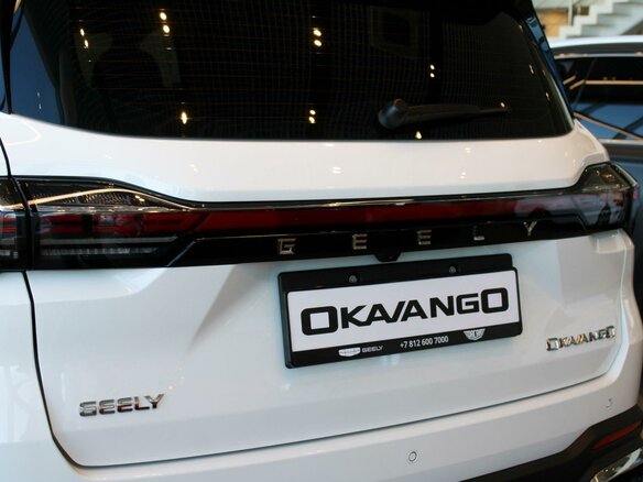 2026 Geely Okavango I Рестайлинг, белый - вид 9