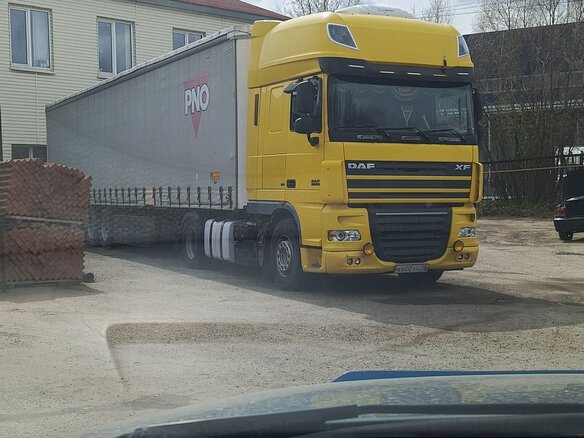 2007 DAF XF 105, жёлтый, 4000000 рублей - вид 2