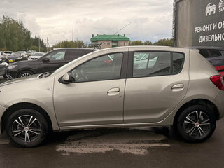 2016 Renault Sandero II, бежевый, 799000 рублей, вид 4