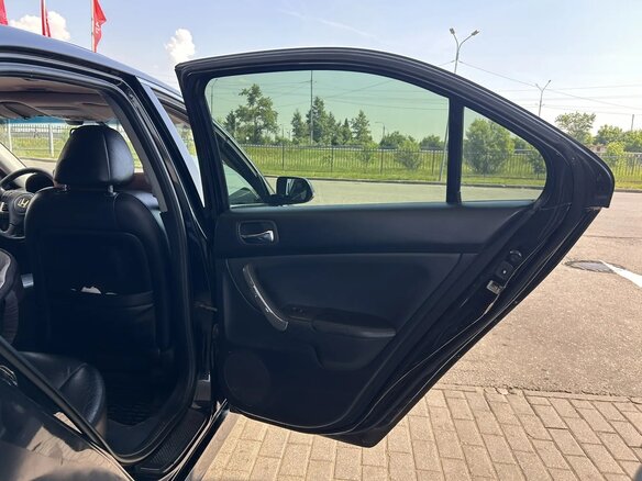 2007 Honda Accord VII Рестайлинг, чёрный - вид 17