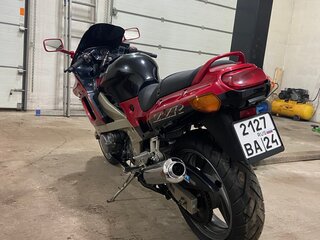 1999 Kawasaki ZZR 400, красный, 299999 рублей, вид 5