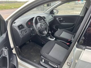 2013 Volkswagen Polo V, серебристый, 890000 рублей, вид 4