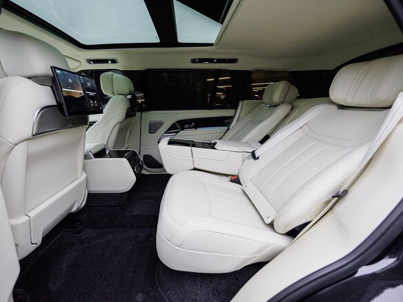 2025 Land Rover Range Rover P530 MHEV Long V, чёрный, 25970000 рублей - вид 32