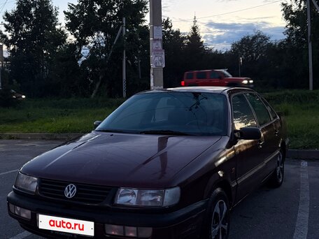 1994 Volkswagen Passat B4, красный, 79000 рублей, вид 1