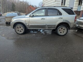 2003 Kia Sorento I, серебристый, 700000 рублей, вид 4