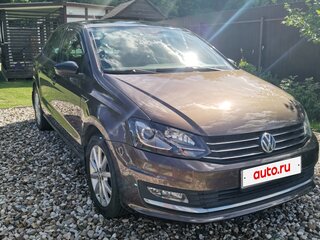 2017 Volkswagen Polo V Рестайлинг, коричневый, 1270000 рублей, вид 2