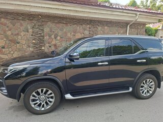 2020 Toyota Fortuner II Рестайлинг, чёрный, 4100000 рублей, вид 2