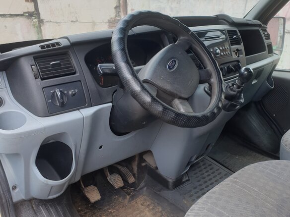 2011 Ford Transit, бежевый, 840000 рублей - вид 13